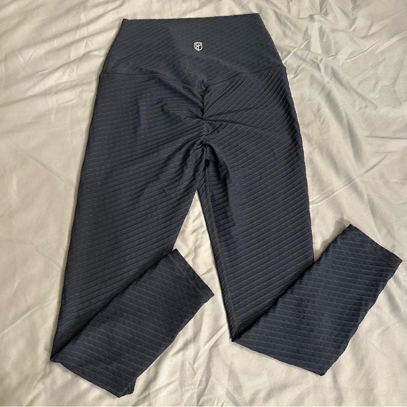 Born Primitive - Paragon Leggings - Navy - Sz: S - Picture 2 of 4